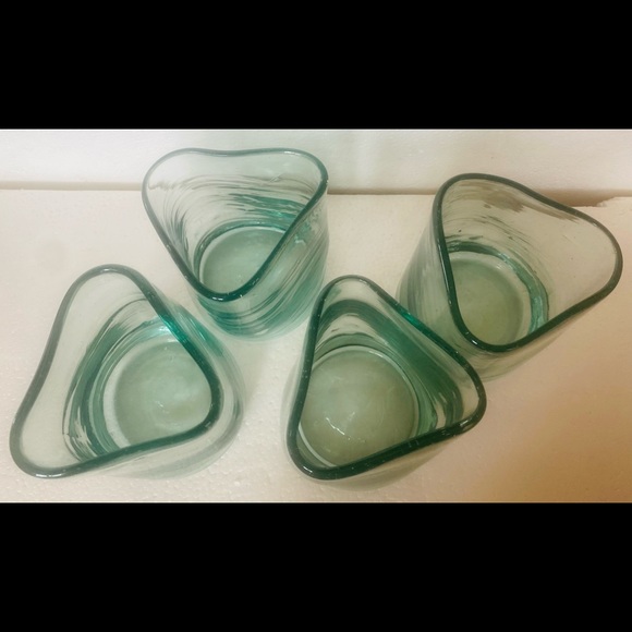 Handblown Bubble Thick Tri-Angle Shaped Drinking Glasses Set Of 4 - Picture 4 of 6